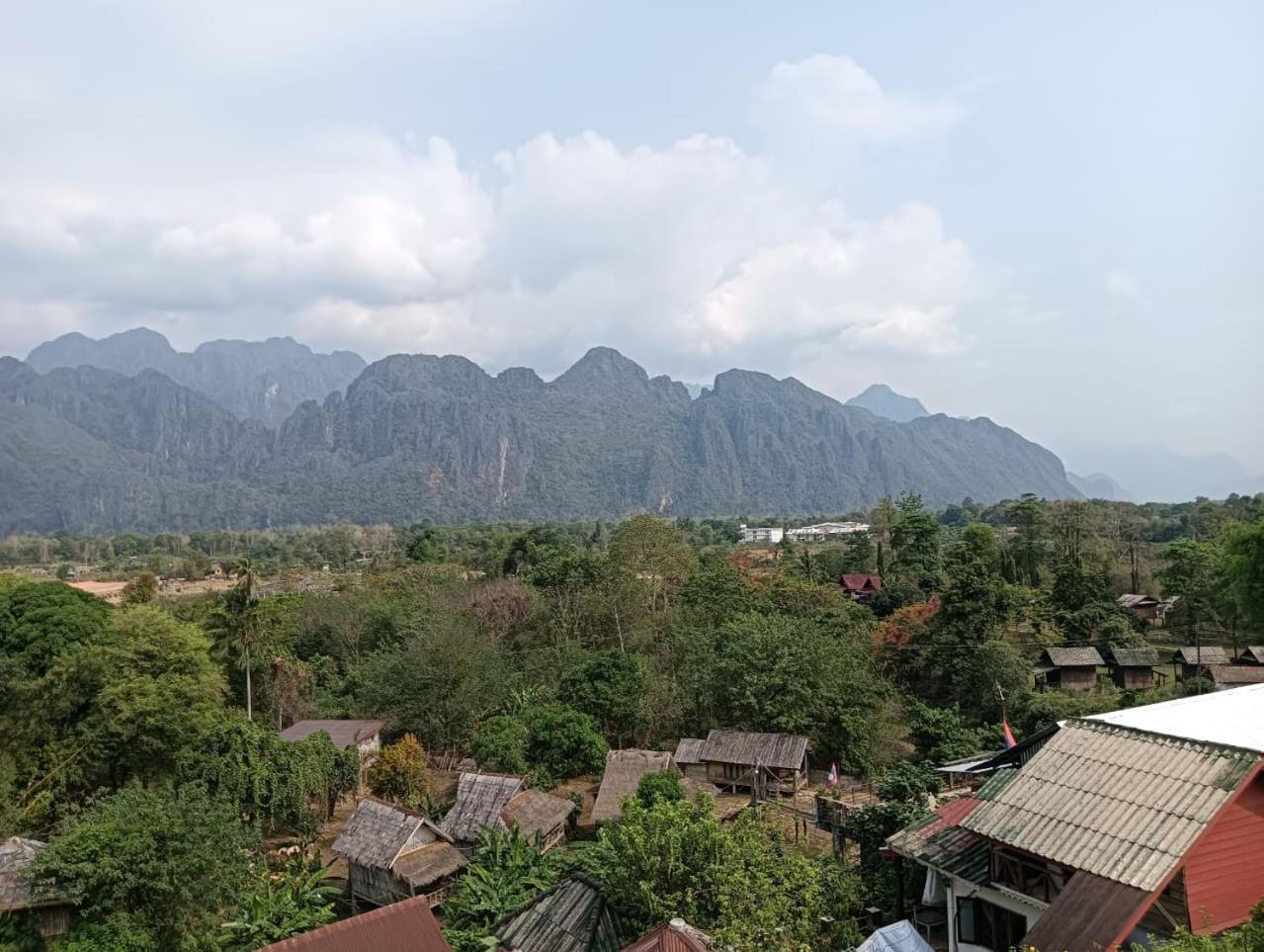 Bountang Riverside Hotel Vang Vieng Esterno foto