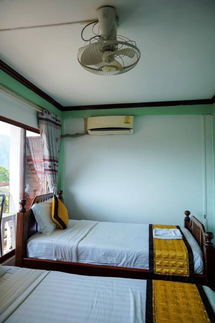 Bountang Riverside Hotel Vang Vieng Esterno foto