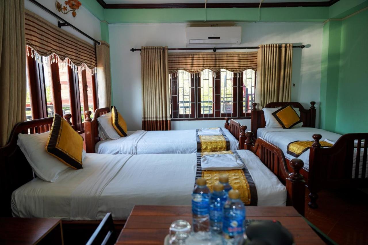 Bountang Riverside Hotel Vang Vieng Esterno foto